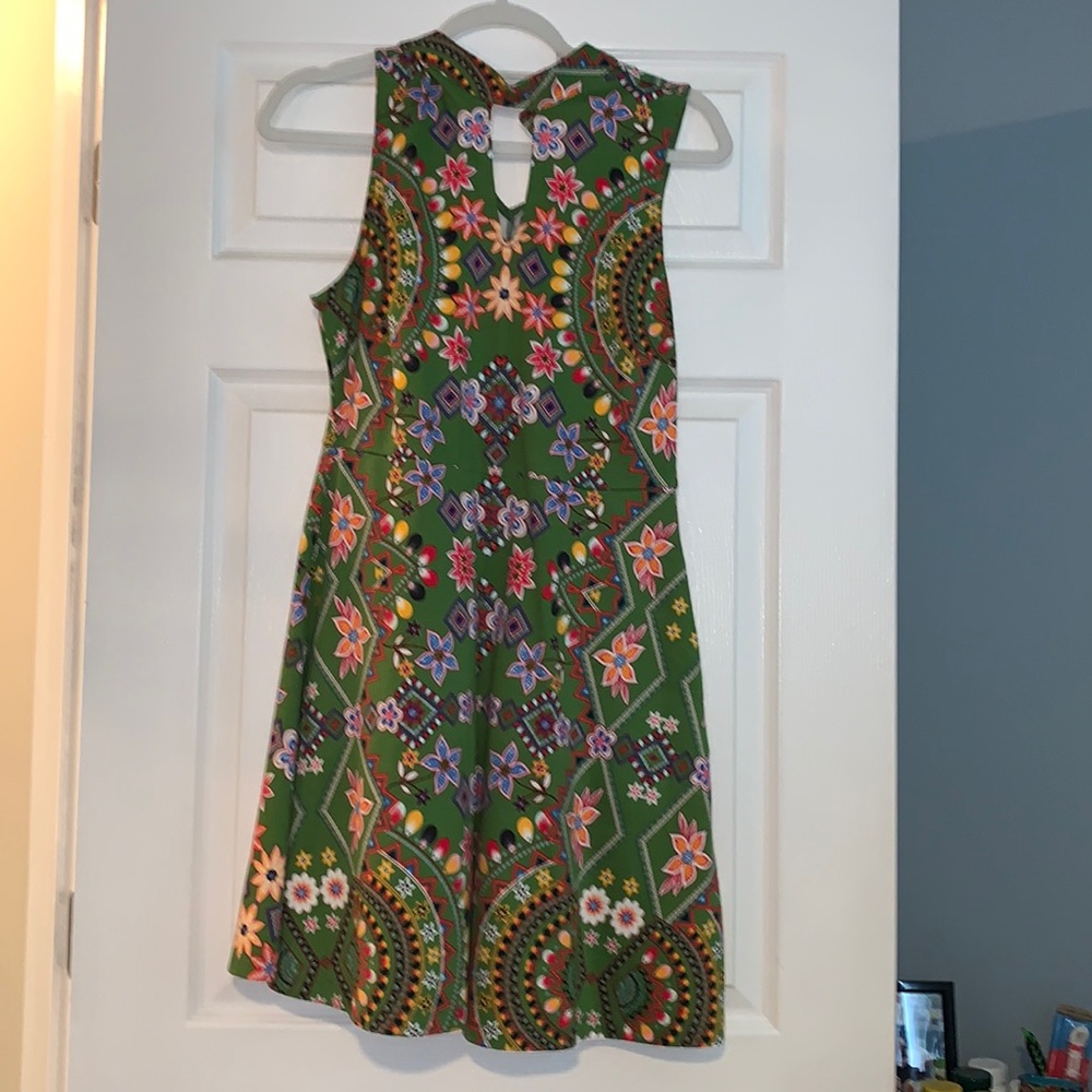 Floral- patterned dress